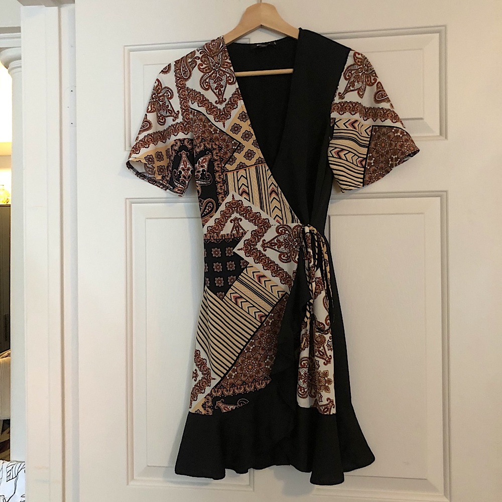 Missguided mini wrap paisley dress sz 0